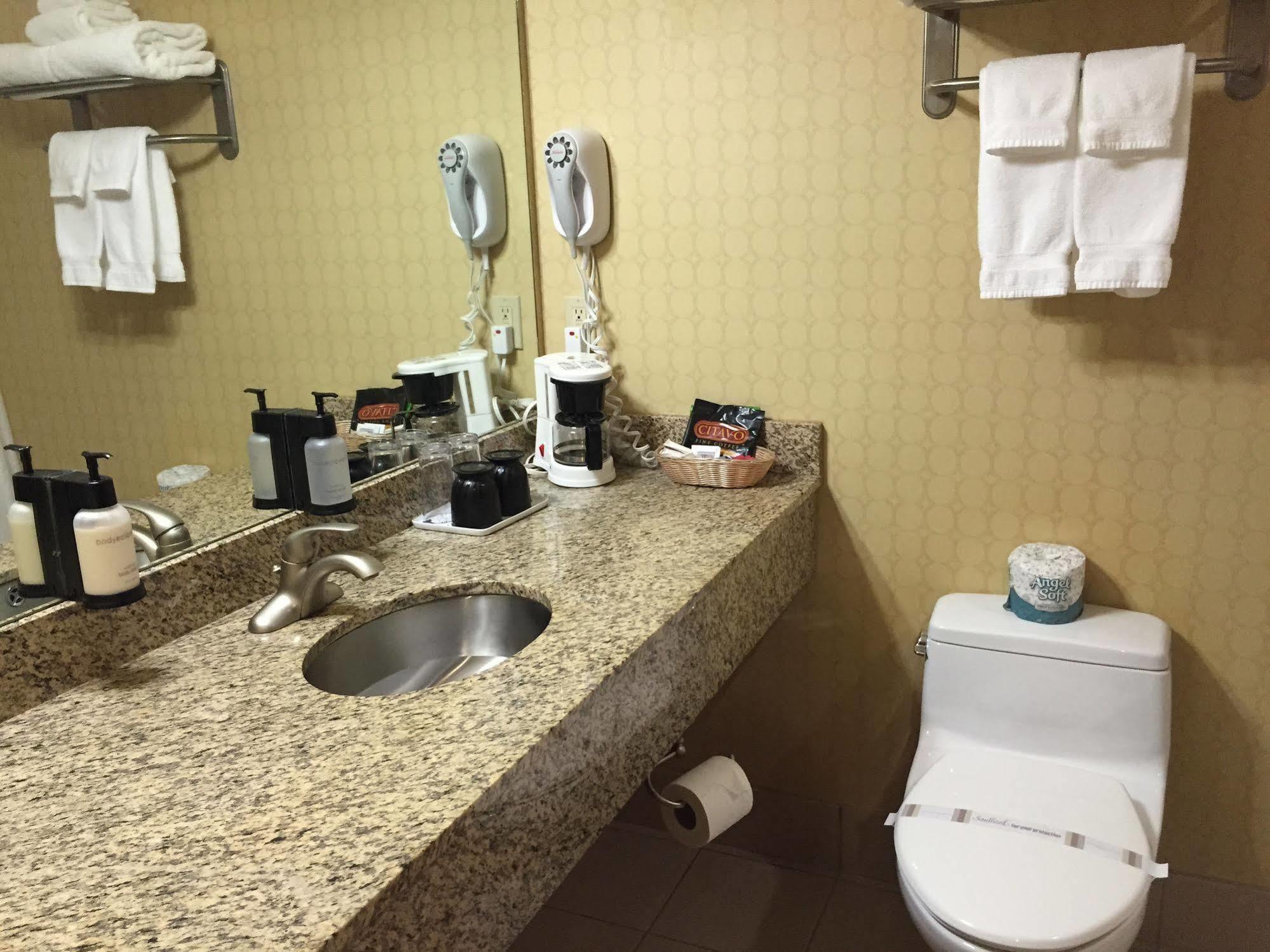 Hotel Century Casino & -